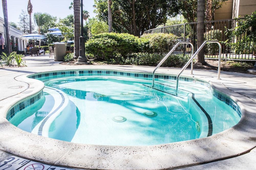 Sonesta Es Suites Anaheim Resort Area Exterior foto